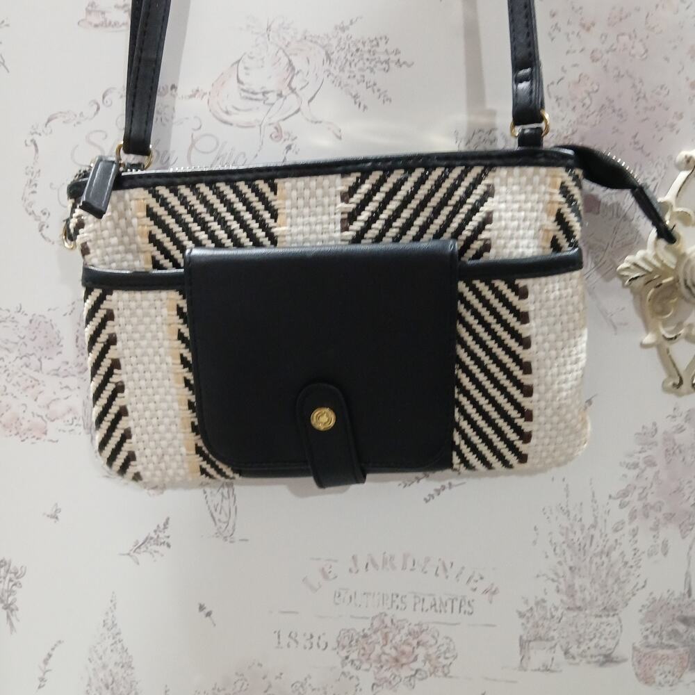 Womens Classic Black And White Small Purse Black Strap